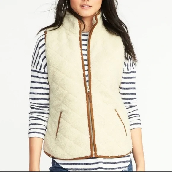 Old Navy Cream Sherpa Vest with Brown Trim - Picture 10 of 10